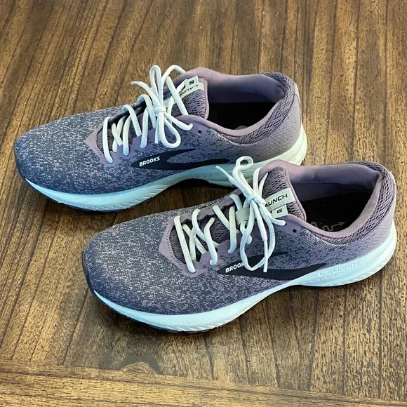 Brooks Women's Launch 6 Sparkle Green Running Shoes Sz 9.5 - Picture 3 of 7